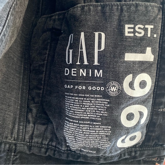 Gap icon denim Jacket in black - size extra small - in good pre-owned condition - Picture 6 of 7